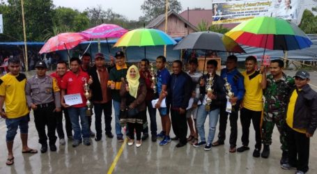 Tragong Juara Turnamen Voli Kampung Daling