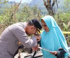 Kapolres Aceh Tengah Salurkan Bantuan Sosial Untuk Warga di Tiga Desa