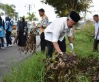 Pj Bupati Aceh Tengah Subhandhy Ikut Giat Gotong Royong Sambut PON XXI Aceh-Sumut 2024