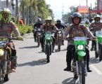 Kapolres Aceh Tengah Bersama BKO Brimob Distribusikan Logistik dan Sling ke Desa Terisolir di Kecamatan Linge